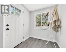 1209 CURRY AVENUE - 24