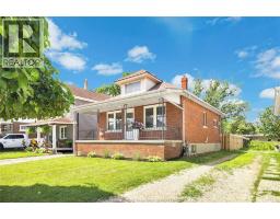 1209 CURRY AVENUE - 3
