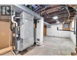 1209 CURRY AVENUE - 31