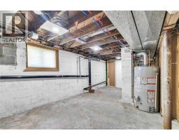 1209 CURRY AVENUE - 32