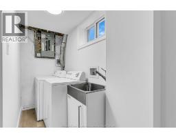 2123 SECORD - 19
