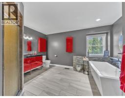 205 WOODLAND DRIVE - 40