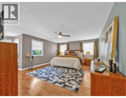 205 WOODLAND DRIVE - 42
