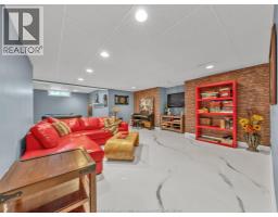 205 WOODLAND DRIVE - 47