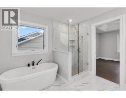 59 BELLEVIEW DRIVE - 32
