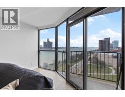 515 RIVERSIDE DRIVE West UnitNo. 1203 - 15