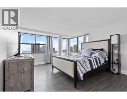 515 RIVERSIDE DRIVE West UnitNo. 1203 - 9