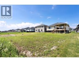 111 KINGSBRIDGE DRIVE - 26