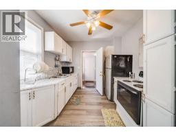 1333 WYANDOTTE STREET - 8