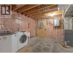1364 MATTHEW CRESCENT - 23