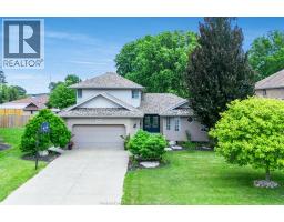 3036 Aurelia CRESCENT - 1
