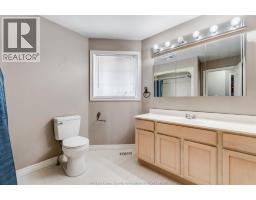 3036 Aurelia CRESCENT - 30