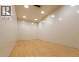 9099 Riverside DRIVE East UnitNo. E324 - 29