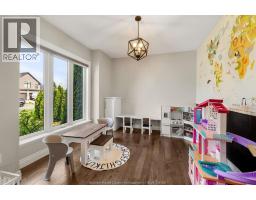 557 CHATEAU AVENUE - 19