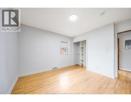 2914 WYANDOTTE STREET - 26