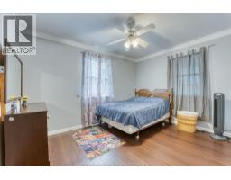 248 MCKAY AVENUE - 12