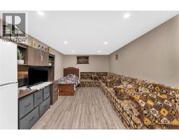 3081 FAIRLANE CRESCENT - 12