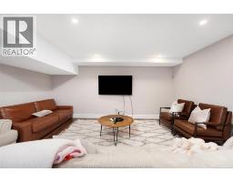 3756 ST. FRANCIS CRESCENT - 41