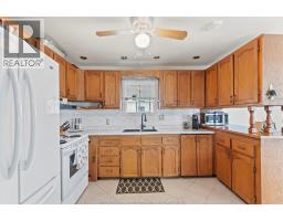 14 CEDAR CRESCENT - 17