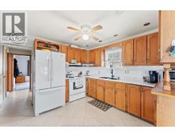 14 CEDAR CRESCENT - 18