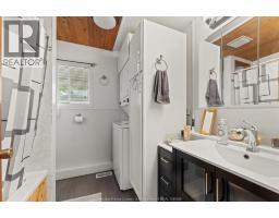 14 CEDAR CRESCENT - 24