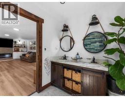 4315 ROSELAND DRIVE West - 24