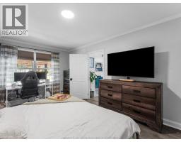 4315 ROSELAND DRIVE West - 26