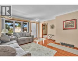 2171 WOODLAWN AVENUE - 2