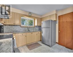 2171 WOODLAWN AVENUE - 7