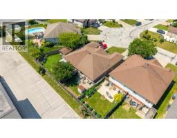 1556 HEATHERGLEN DRIVE - 35