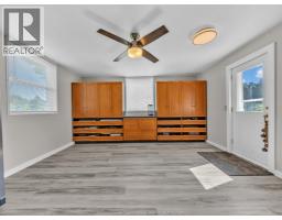 7695 County Rd 18 - 25