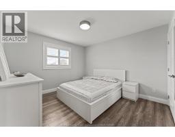 111 LAMBERT STREET - 18