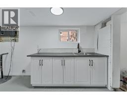 2390 PRINCESS AVENUE - 31