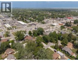 2390 PRINCESS AVENUE - 35