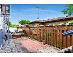 105 Brooks BOULEVARD - 30