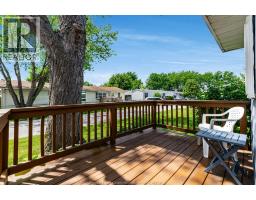 105 Brooks BOULEVARD - 5