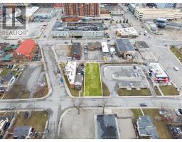 667 WINDSOR AVENUE - 3
