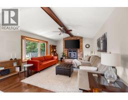 2137 EDGEMORE AVENUE - 14