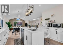 2854 MANGIN CRESCENT - 12