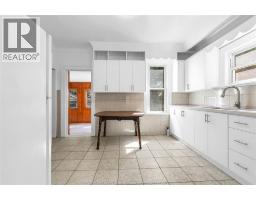 2366 HOWARD - 13