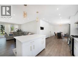 255 FORT STREET - 11