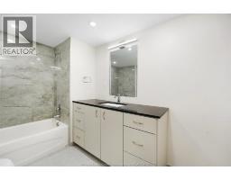 255 FORT STREET - 31