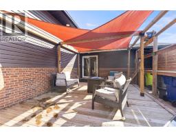 288 RAMBLEWOOD DRIVE - 33