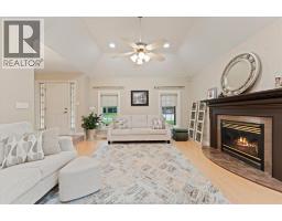 2198 SUZANNE STREET - 9