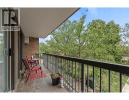 3936 Wyandotte STREET East UnitNo. 405 - 18