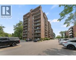 3936 Wyandotte STREET East UnitNo. 405 - 19