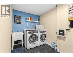 3556 HALLEE CRESCENT - 37