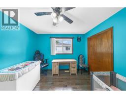 46 Plumbrook DRIVE - 18