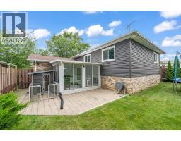 46 Plumbrook DRIVE - 41