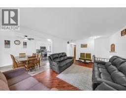 46 Plumbrook DRIVE - 6